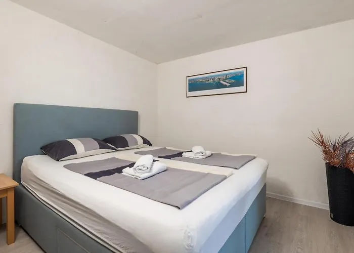 6 Bedroom Amazing In * Ičići