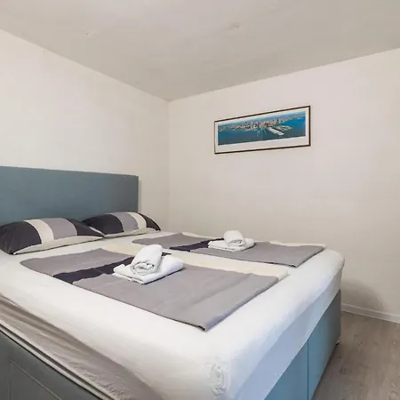 6 Bedroom Amazing In * Ičići