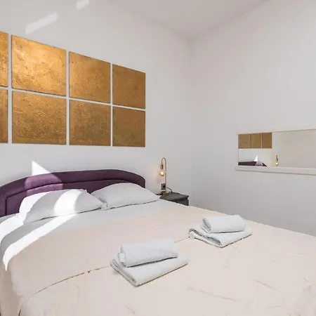 6 Bedroom Amazing In Ičići