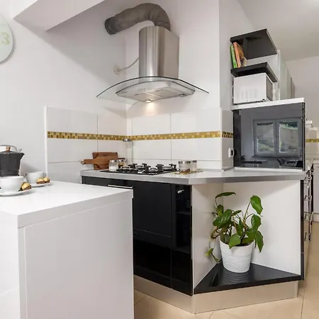 6 Bedroom Amazing In *