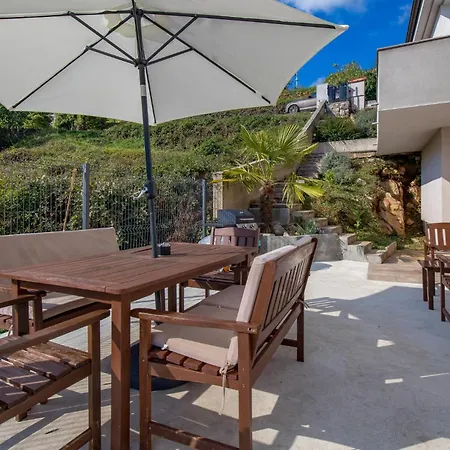 6 Bedroom Amazing In