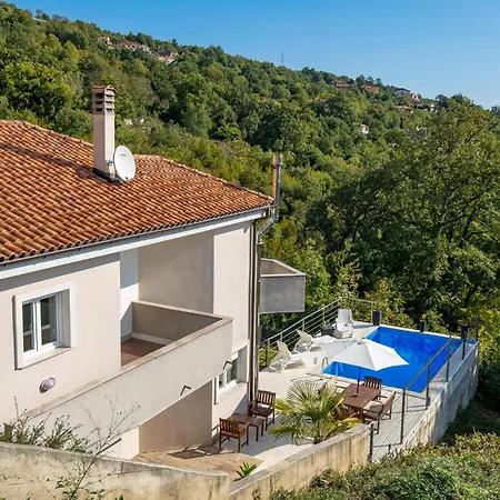 6 Bedroom Amazing In *