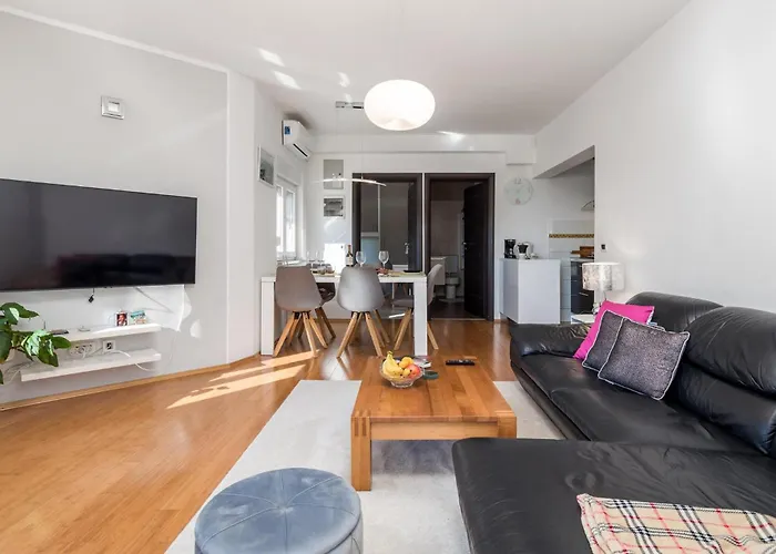 6 Bedroom Amazing In Feriehus *